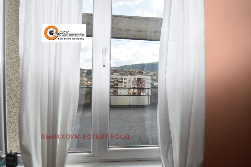 Продава 2-СТАЕН, гр. Перник, Център, снимка 8 - Апартаменти - 52362600