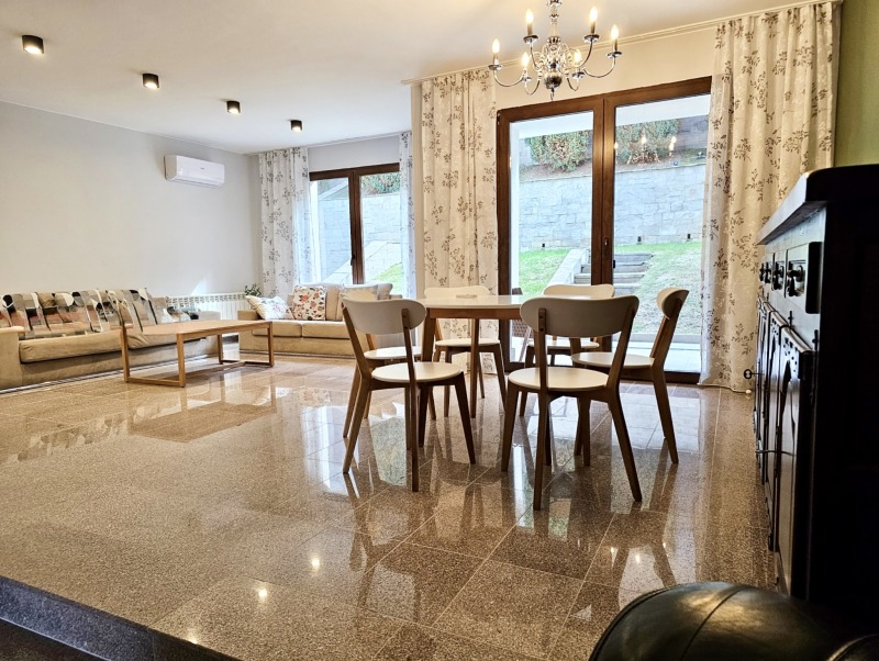 En venta  Casa Sofia , Bankya , 319 metros cuadrados | 77841609