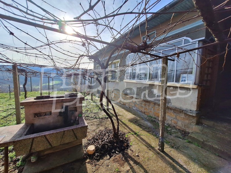 Продава КЪЩА, с. Ореш, област Велико Търново, снимка 12 - Къщи - 53093761