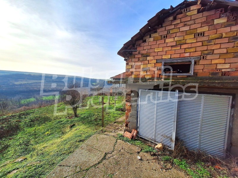 Продава КЪЩА, с. Ореш, област Велико Търново, снимка 14 - Къщи - 53093761