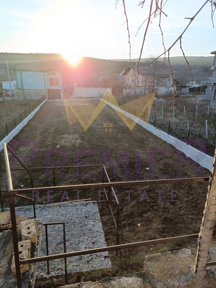 Eladó  Cselekmény Varna , m-t Gorna Traka , 691 négyzetméter | 24102905 - kép [2]