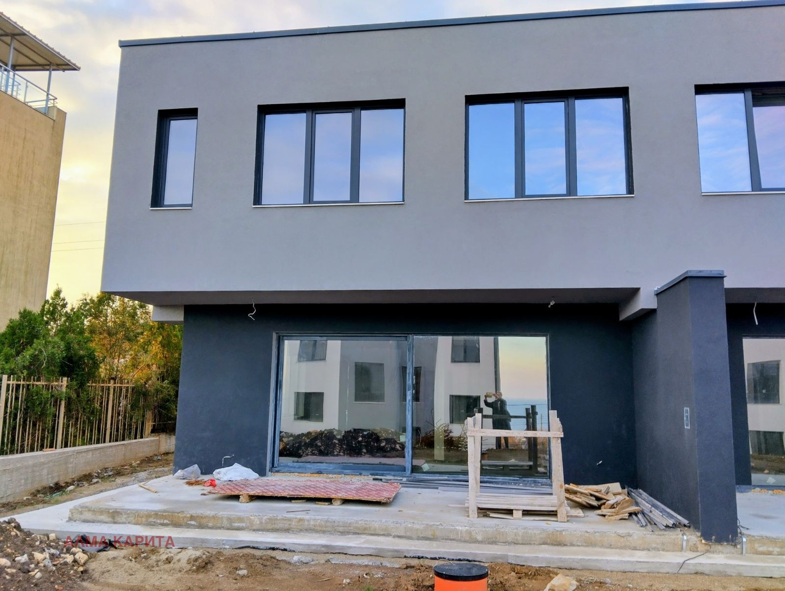 Продава КЪЩА, гр. Варна, Аспарухово, снимка 2 - Къщи - 54298686