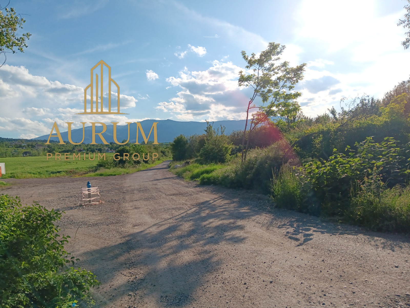 Продава ПАРЦЕЛ, гр. София, с. Герман, снимка 4 - Парцели - 53870385