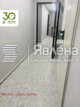 2-стаен град Варна, Левски 1 6