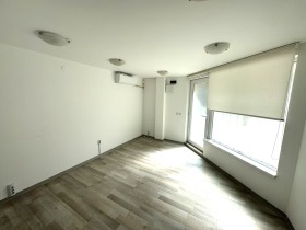 Büro Sadijski, Plowdiw