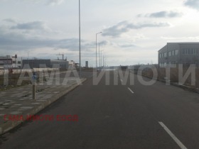 Grund Promishlena zona - Sever, Burgas 4