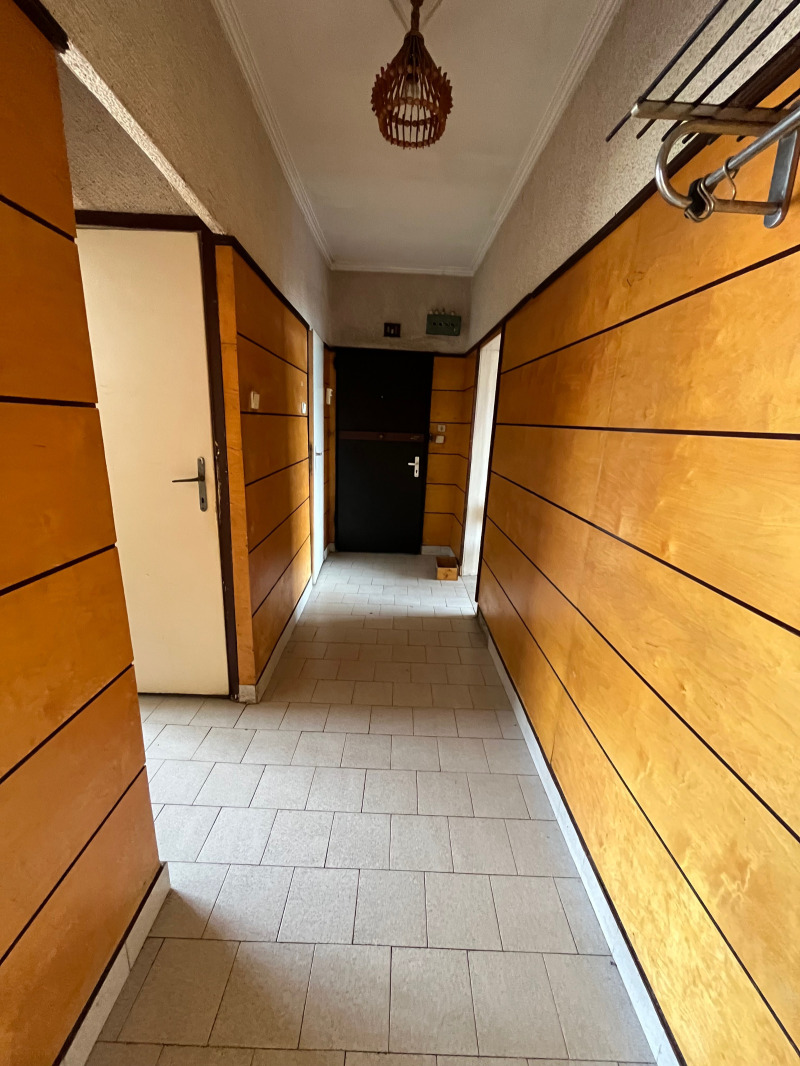 Te koop  2 slaapkamers Pernik , Dimova machala , 85 m² | 64573049 - afbeelding [7]