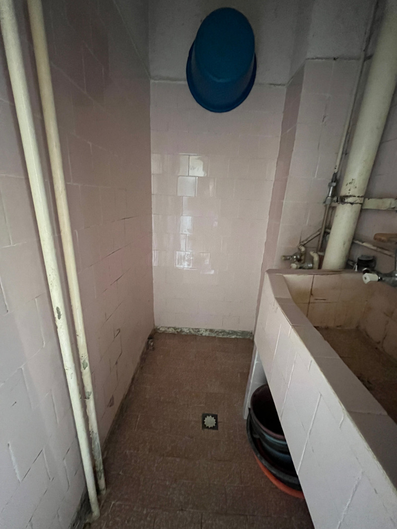 Te koop  2 slaapkamers Pernik , Dimova machala , 85 m² | 64573049 - afbeelding [6]