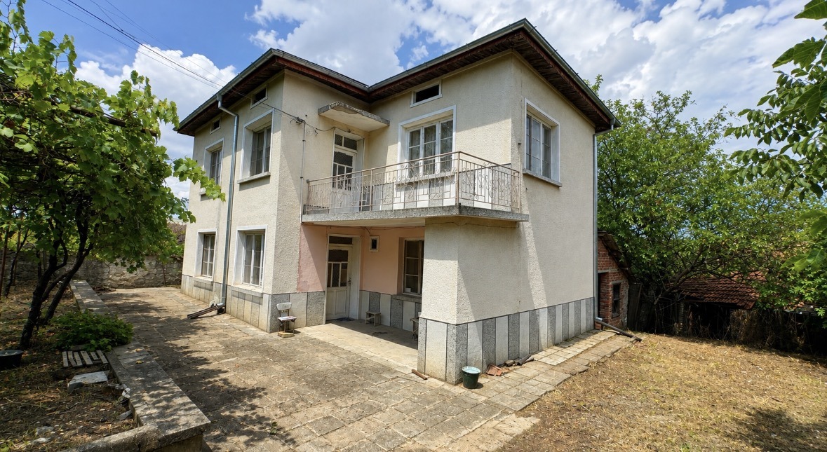 Продава КЪЩА, с. Яворово, област Стара Загора, снимка 1 - Къщи - 55936797