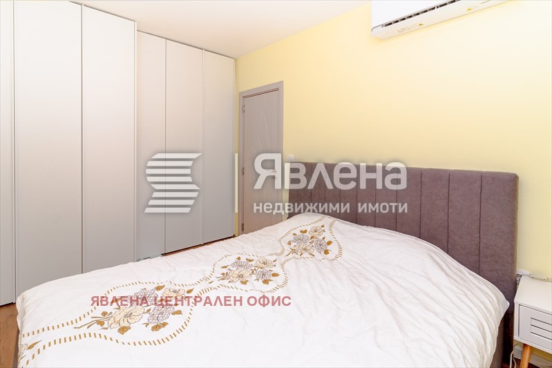 Продава 4-СТАЕН, гр. София, Център, снимка 7 - Апартаменти - 56063325