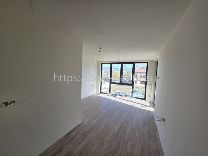 Продава КЪЩА, гр. Благоевград, Грамада, снимка 8 - Къщи - 53460896