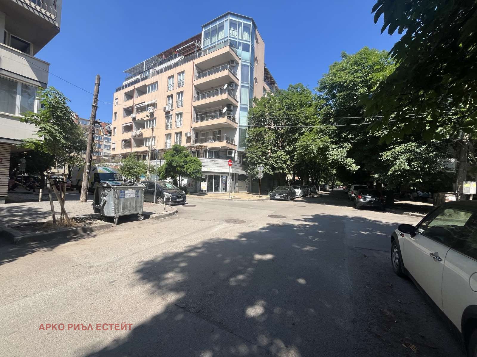 Продава 2-СТАЕН, гр. София, Белите брези