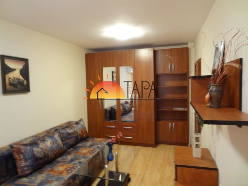 De vânzare  2 dormitoare Plovdiv , Ciuciuc Parij , 110 mp | 44081425 - imagine [11]