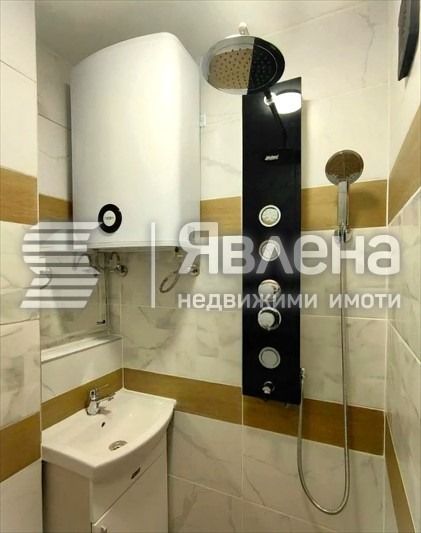 Продава 3-СТАЕН, гр. Варна, Център, снимка 6 - Апартаменти - 53079399