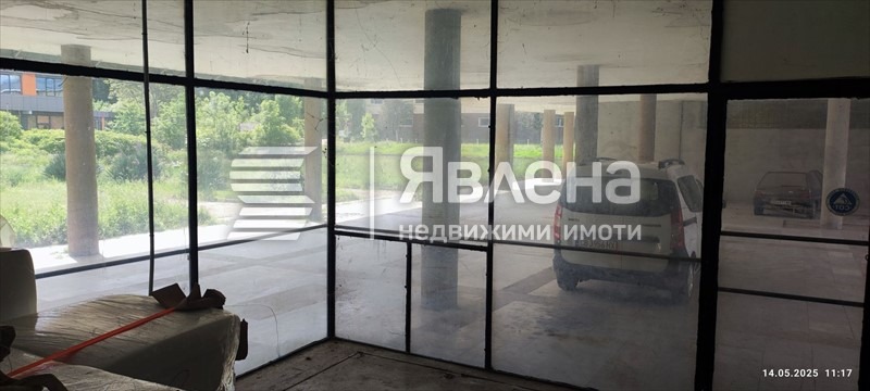 Продава ПРОМ. ПОМЕЩЕНИЕ, гр. Ботевград, област София област, снимка 3 - Производствени сгради - 54419270