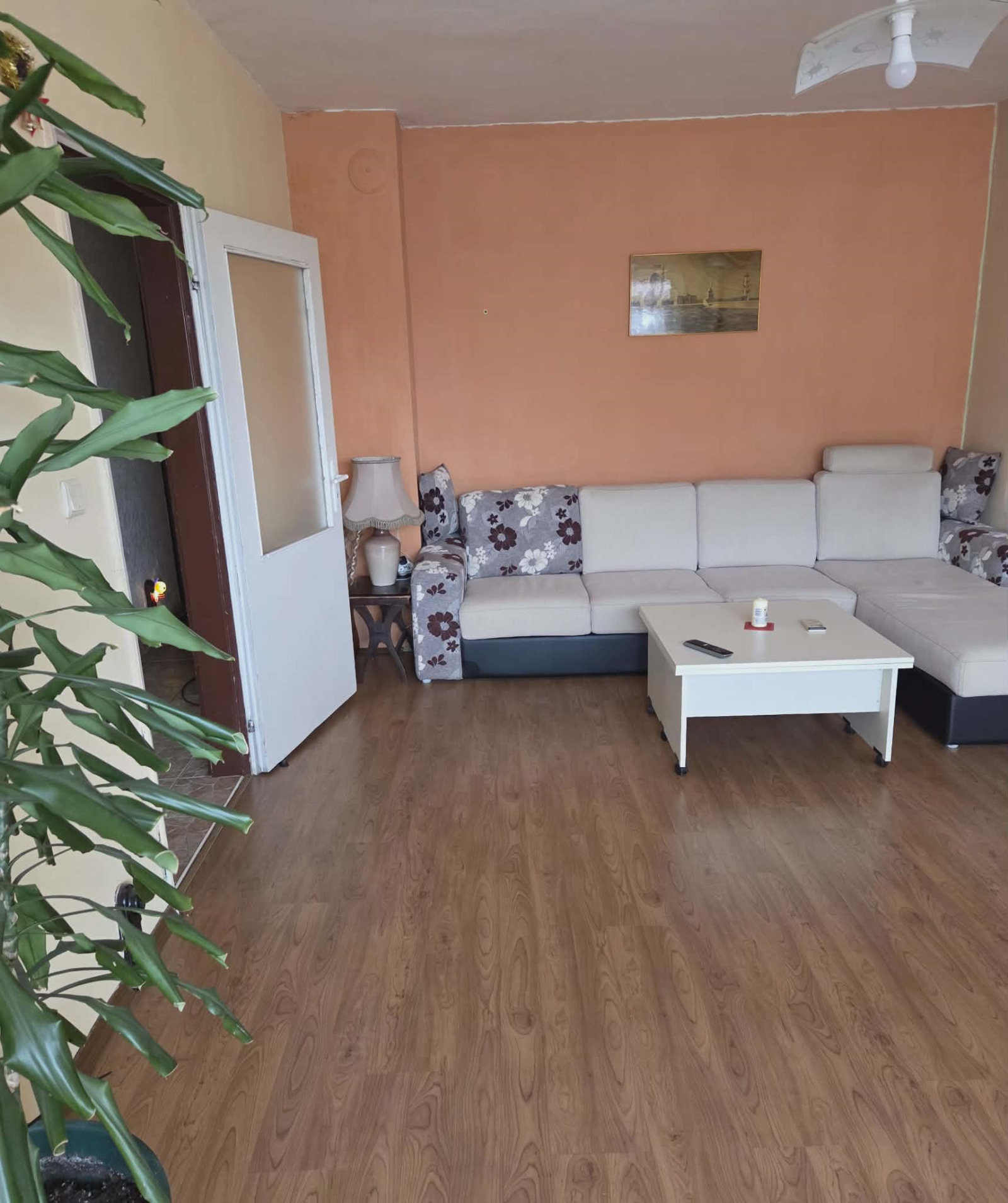 Продава 3-СТАЕН, гр. Шумен, Томбул джамия, снимка 2 - Апартаменти - 54180548