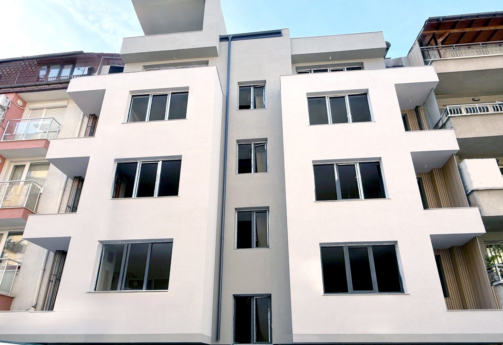 Продава 4-СТАЕН, гр. София, Редута, снимка 2 - Апартаменти - 52773620