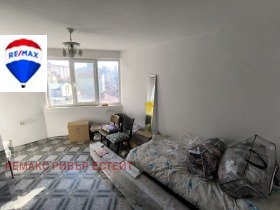 2 bedroom Yalta, Ruse 2