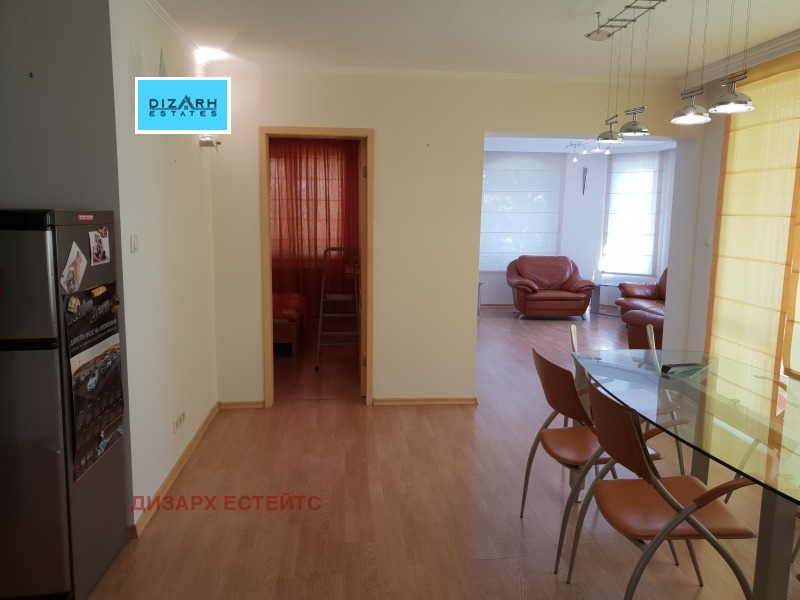 À venda  2 quartos Sofia , Centar , 105 m² | 16074300 - imagem [2]