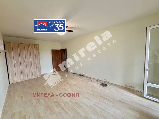 Продава 3-СТАЕН, гр. София, Обеля