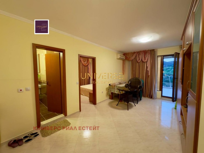 Na sprzedaż  3 sypialnie region Burgas , Sweti Wlas , 295 mkw | 57110564 - obraz [12]