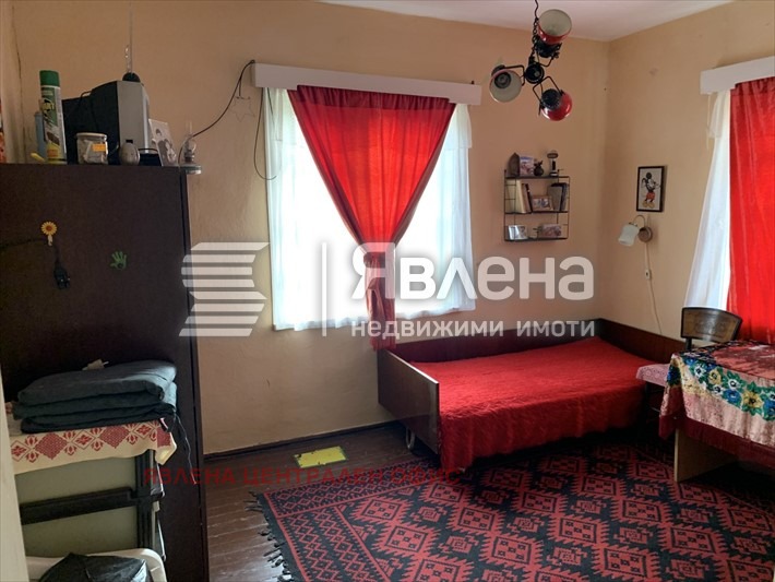 Продава КЪЩА, с. Равнище, област София област, снимка 9 - Къщи - 53250976