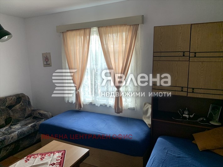 Продава КЪЩА, с. Равнище, област София област, снимка 7 - Къщи - 53250976