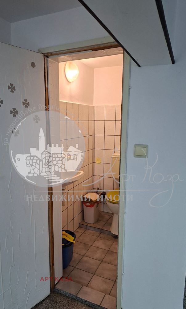 En venta  Cochera Plovdiv , Tsentar , 28 metros cuadrados | 36996590 - imagen [4]