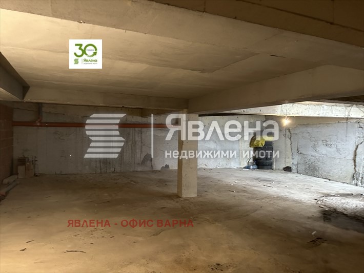 Продава ГАРАЖ, ПАРКОМЯСТО, гр. Варна, Лятно кино Тракия, снимка 2 - Гаражи и паркоместа - 56228342