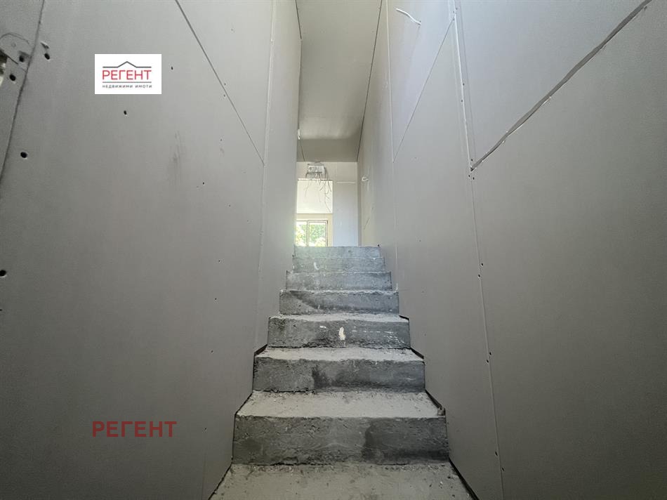 Продава КЪЩА, гр. Габрово, Център, снимка 2 - Къщи - 41593800