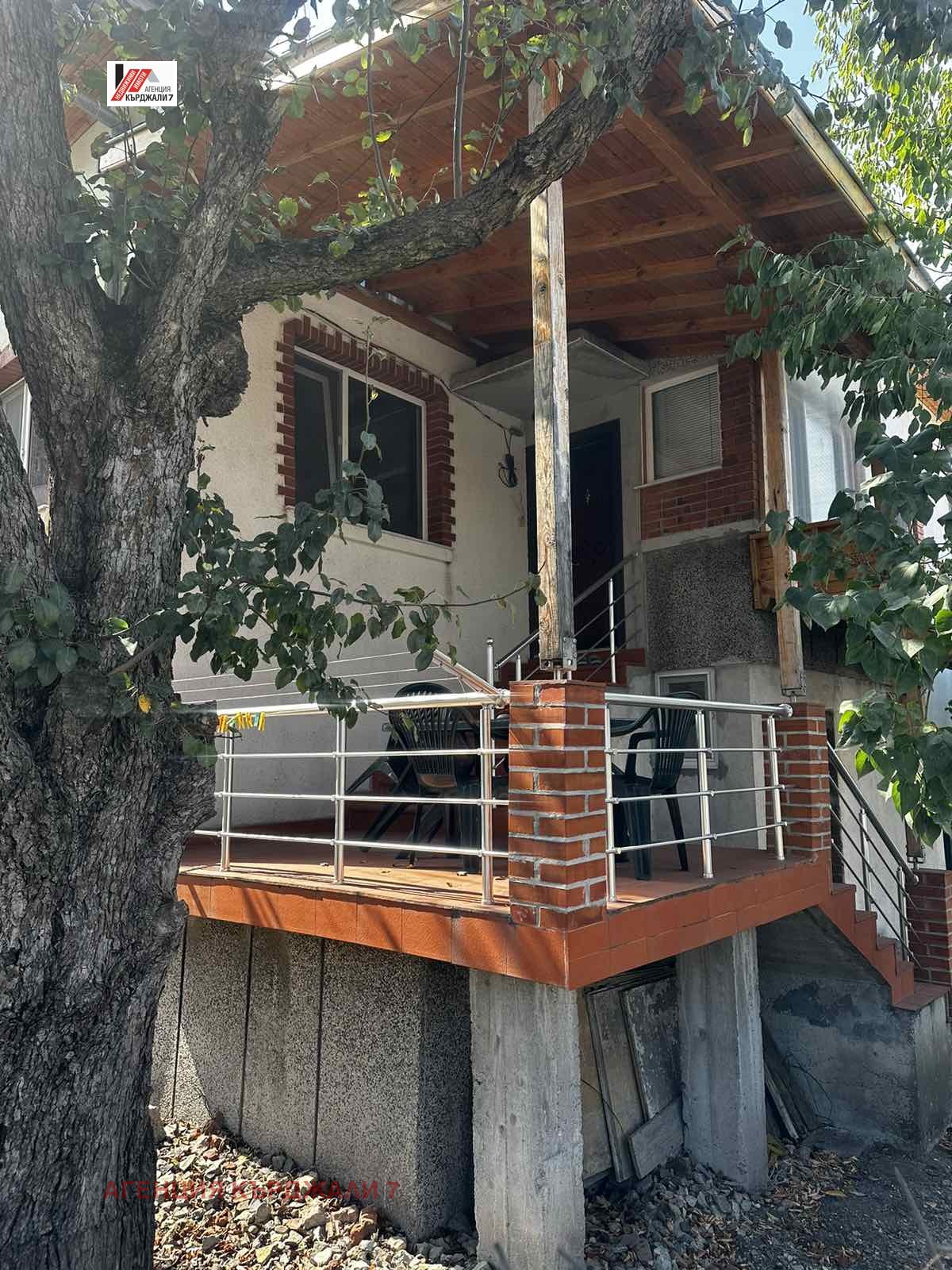 Продава КЪЩА, гр. Кърджали, Гледка, снимка 10 - Къщи - 55689358