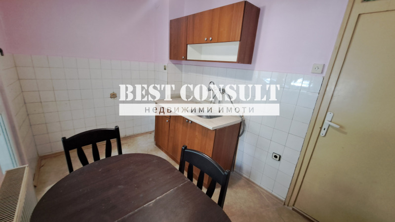 Продава  2-стаен град Русе , Здравец , 65 кв.м | 54683623 - изображение [3]