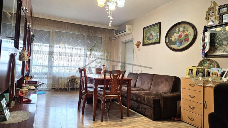 Продава  3-стаен град Пловдив , Кършияка , 92 кв.м | 74298588 - изображение [2]