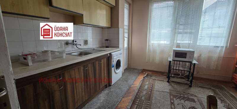 Продава 3-СТАЕН, гр. Плевен, Идеален център, снимка 10 - Апартаменти - 53083035