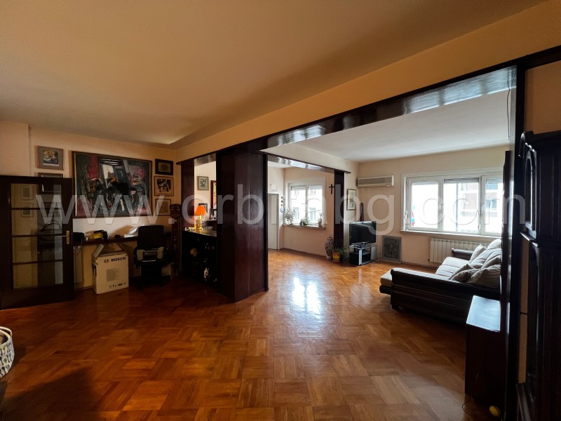 De vânzare  3 dormitoare Sofia , Țentâr , 140 mp | 81031457 - imagine [2]