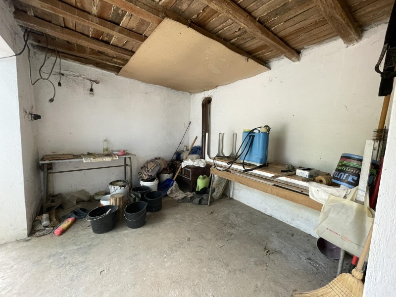 Продава КЪЩА, с. Васил Левски, област Силистра, снимка 10 - Къщи - 52462241