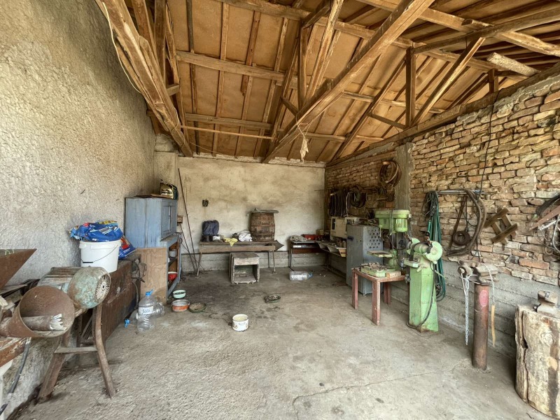 Продава КЪЩА, с. Васил Левски, област Силистра, снимка 17 - Къщи - 52462241