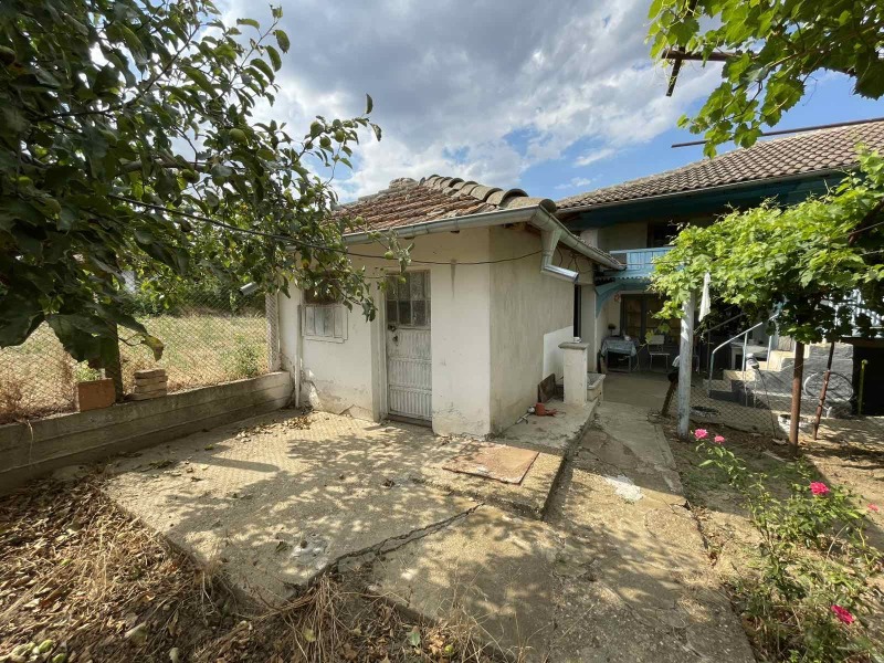 Продава КЪЩА, с. Васил Левски, област Силистра, снимка 11 - Къщи - 52462241