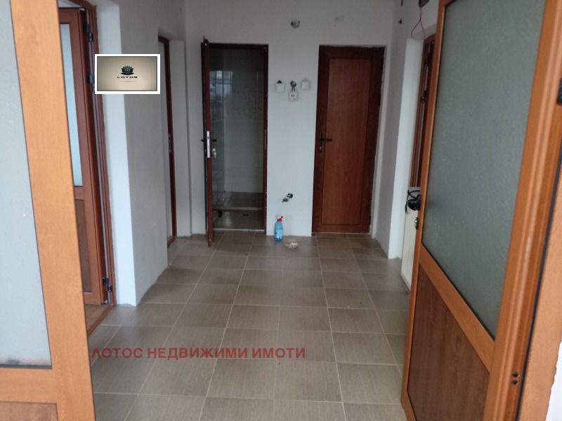 Продава КЪЩА, гр. Долна Оряховица, област Велико Търново