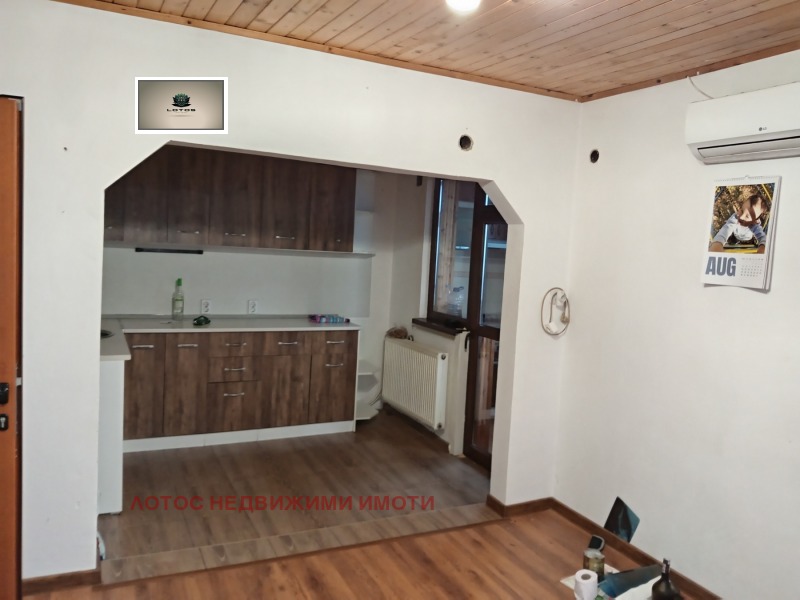 Продава КЪЩА, гр. Долна Оряховица, област Велико Търново, снимка 4 - Къщи - 53020306