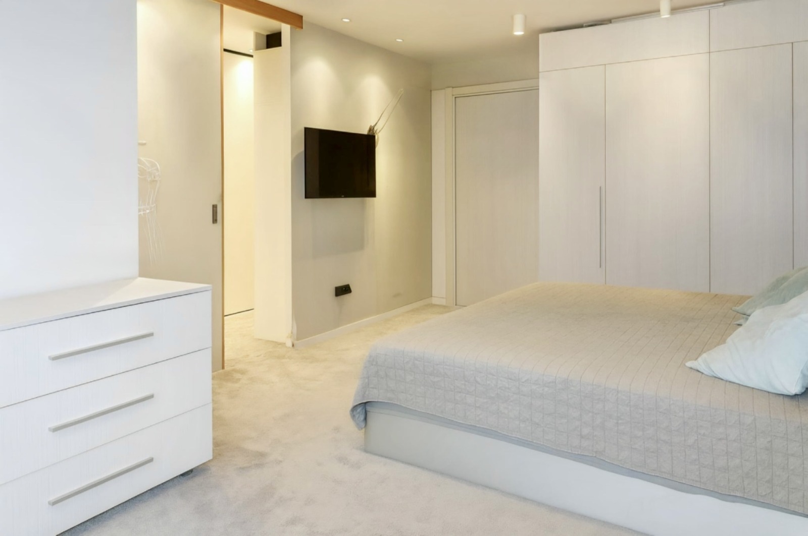 Продава МНОГОСТАЕН, гр. София, Стрелбище, снимка 5 - Апартаменти - 54266953