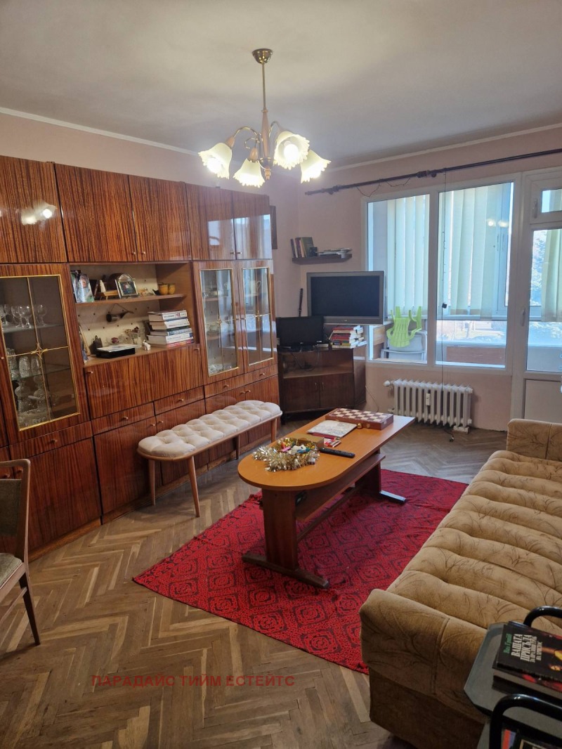 Продава 3-СТАЕН, гр. София, Гоце Делчев, снимка 1 - Aпартаменти - 48602890