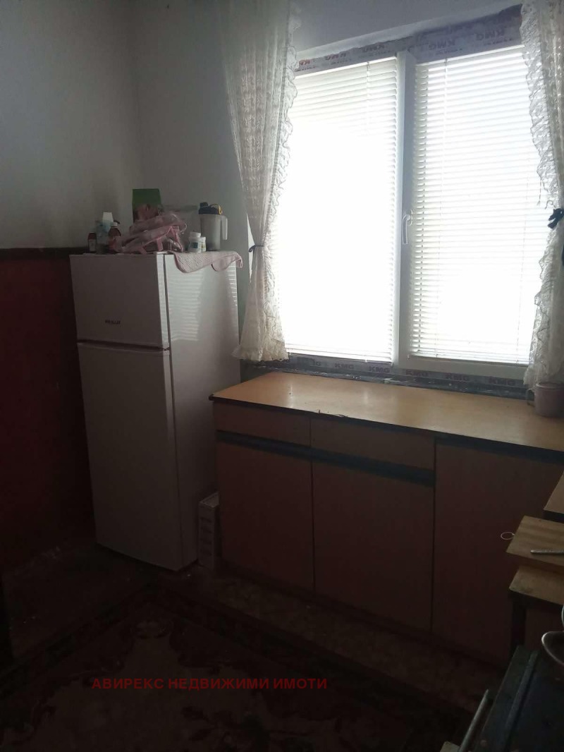 Продава 2-СТАЕН, гр. Пловдив, Тракия, снимка 4 - Aпартаменти - 48148643