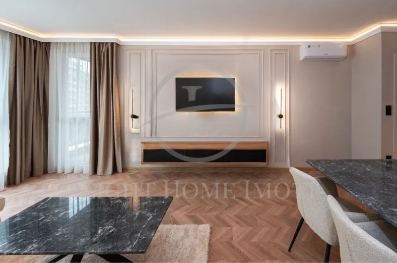 Продава 2-СТАЕН, гр. Пловдив, Кючук Париж, снимка 2 - Апартаменти - 52396338