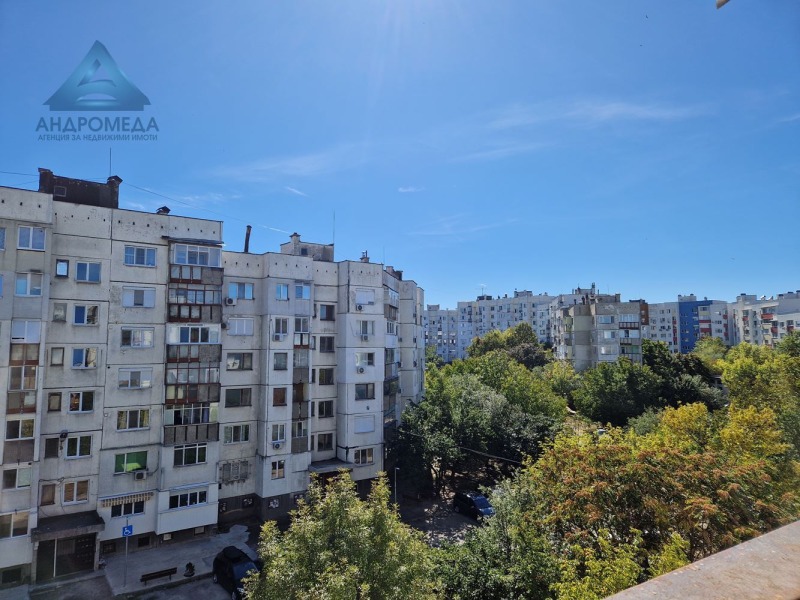 Продава  3-стаен град Плевен , Дружба 4 , 86 кв.м | 21699260 - изображение [7]