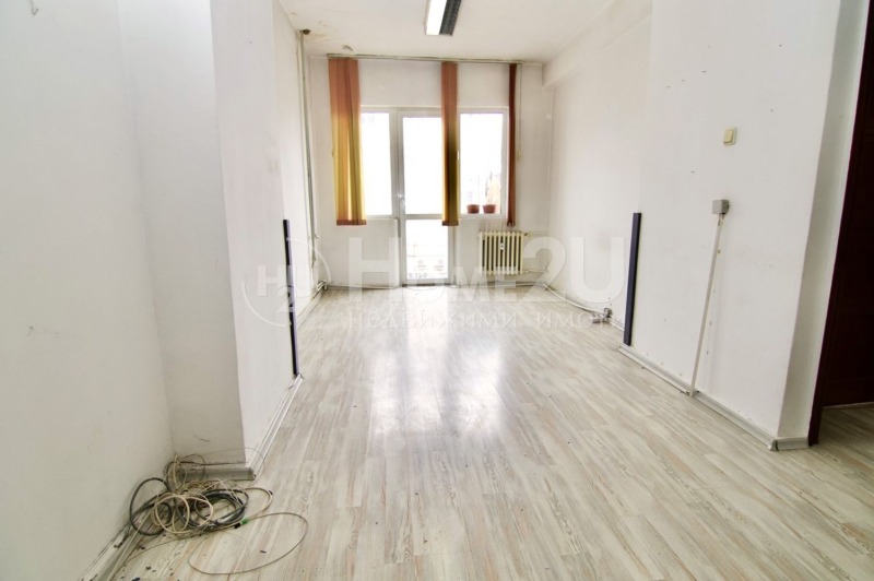 Продава 3-СТАЕН, град София, Център • 299900 € / 586553.42 лв. • 73463028 1