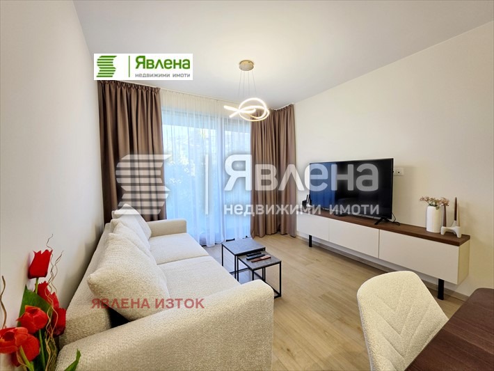 Продава 3-СТАЕН, гр. София, Младост 4