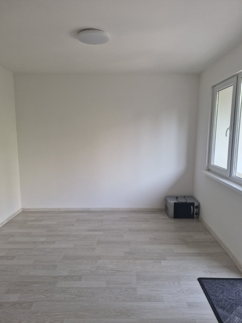 Eladó  3 hálószobás Pleven , Sirok centar , 129 négyzetméter | 13382297 - kép [6]