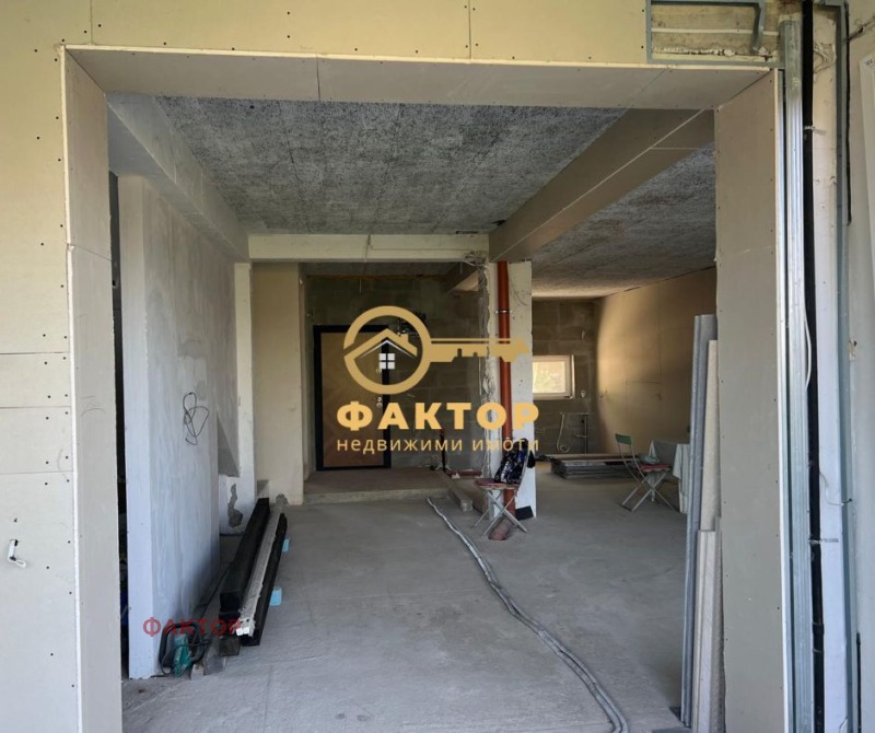 Προς πώληση  σπίτι Πλοβδηβ , Χρηστο Σμηρνενσκη , 200 τ.μ | 83695819 - εικόνα [8]