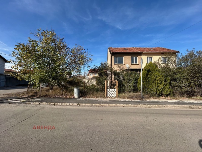 Продава КЪЩА, гр. София, Враждебна, снимка 4 - Къщи - 53230114